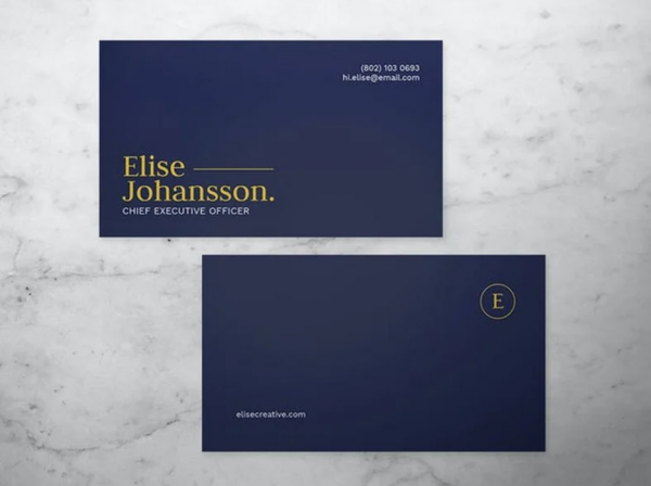 Desain minimalis dengan kombinasi tipografi yang kreatif